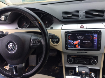 VW%20Passat%20CC%20Zenec-1.jpg